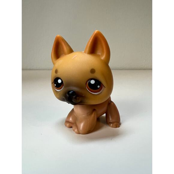 Littlest Pet Shop LPS German Shepherd #61 G2 2004 Red Magnet - Picture 1 of 5